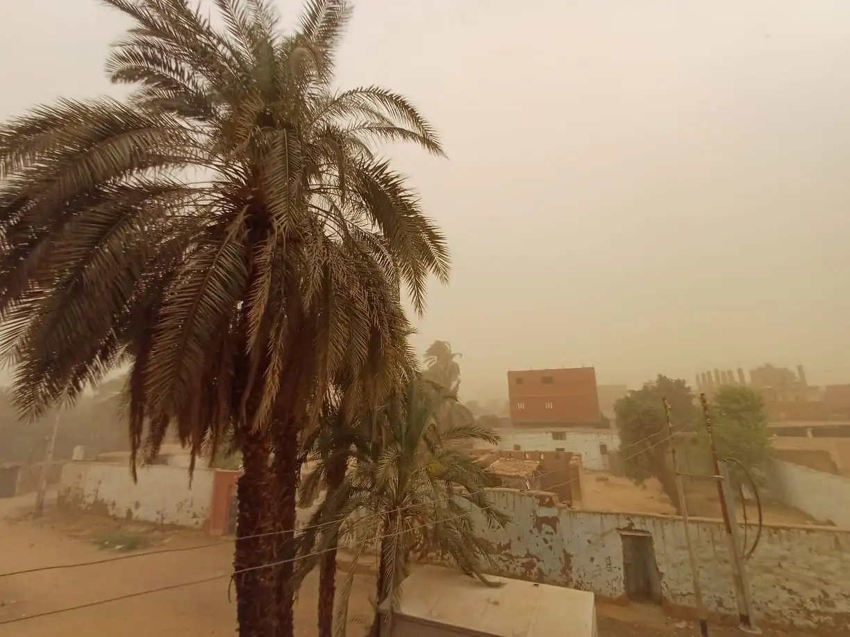 بسبب عواصف ترابية شديدة رفع درجة الاستعداد القصوي في اسوان