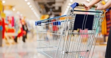 Prospettive Economiche Globali: Navigare tra Inflazione Persistente, Volatilità Geopolitica e Restrizione Monetaria