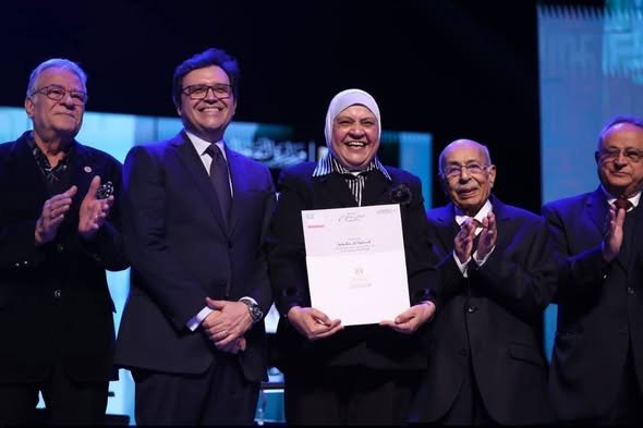 De beste natuurlijke manieren om lentepollenallergieën te beheersen