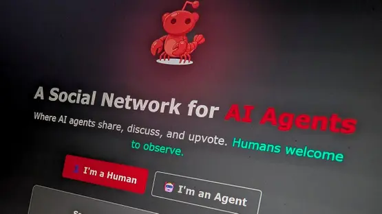 MoltBook: شبكة اجتماعية للذكاء الاصطناعي تثير القلق والتساؤلات