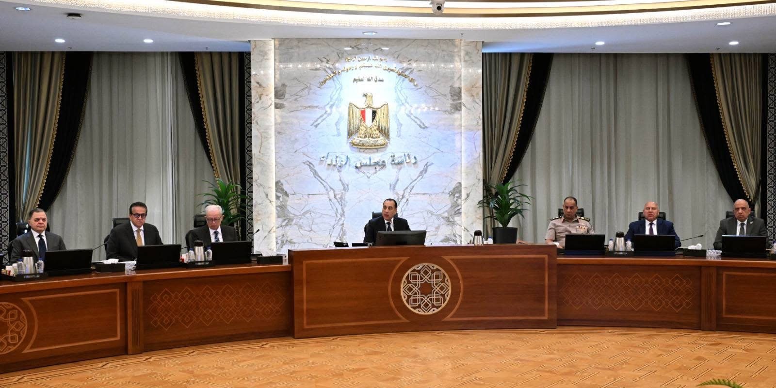 رئيس الوزراء يترأس الاجتماع الأسبوعي للحكومة