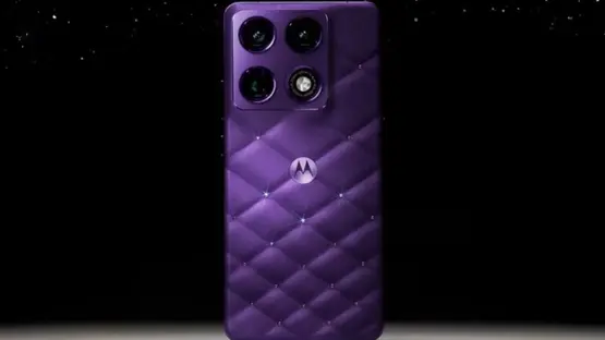 Motorola lance un téléphone de luxe incrusté de cristaux Swarovski à prix choquant