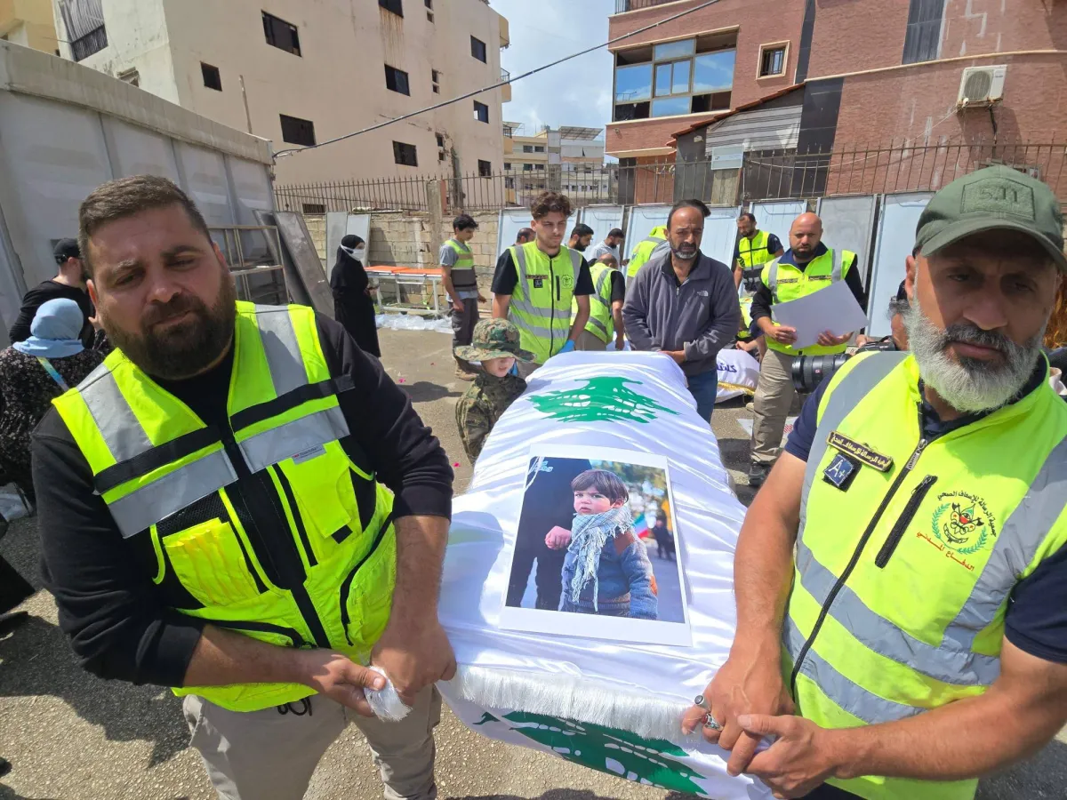 حزب الله يوجه رسالة للسفارات الأجنبية في لبنان بمطالب الانسحاب