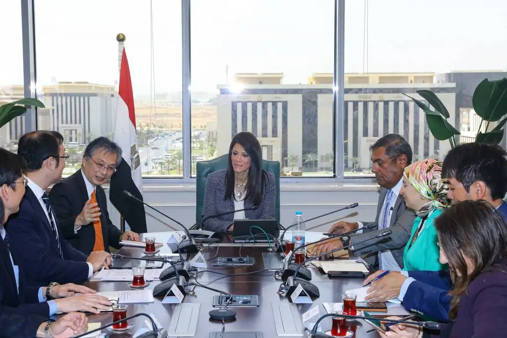    مصر واليابان تبحثان تعزيز تعاونهما الإقتصادي 