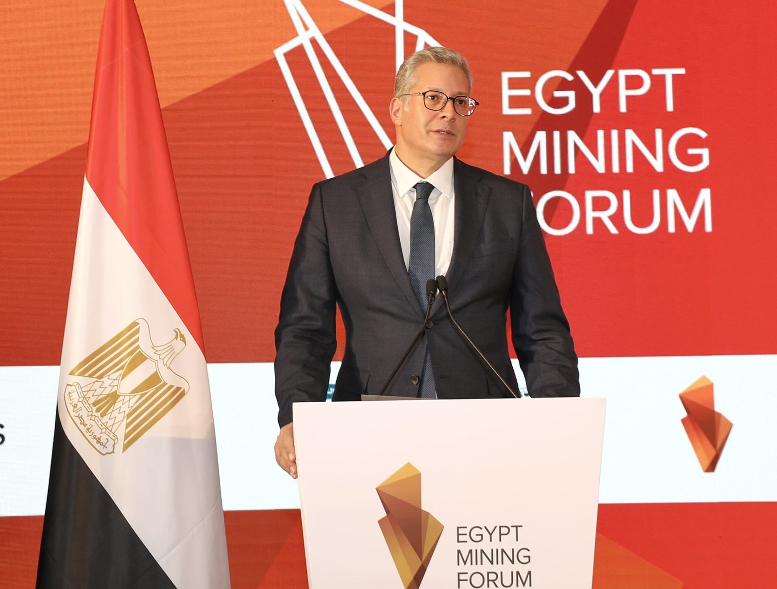 المهندس كريم بدوي، وزير البترول والثروة المعدنية