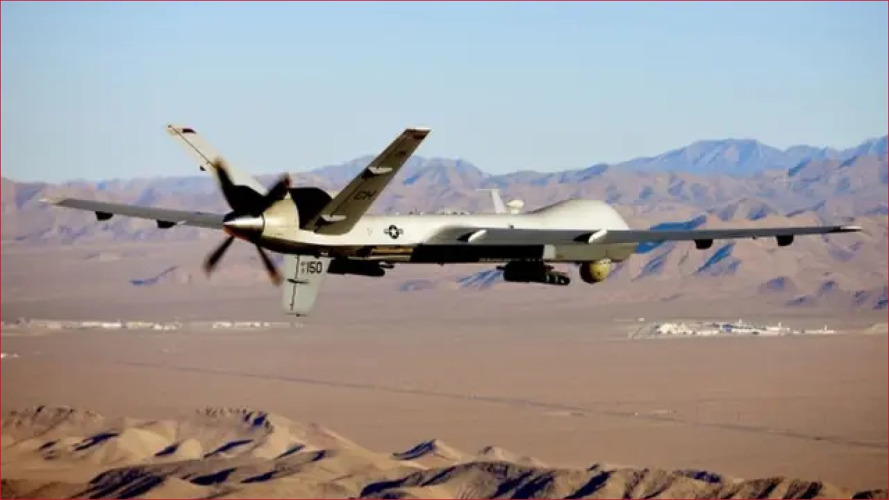 روسيا تكثف هجماتها المسيرة والصاروخية على كييف قبيل محادثات أمريكية أوكرانية