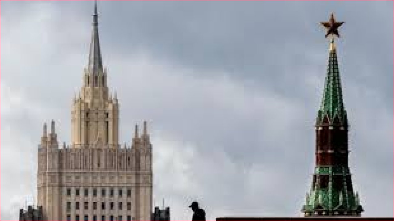 موسكو ترد بقوة: إجراءات انتقامية ضد دول البلطيق بسبب قيود السفارات