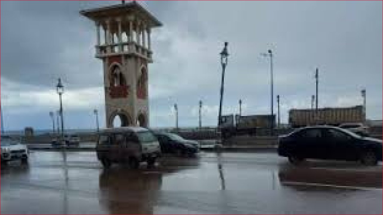 شبورة مائية كثيفة وأمطار متفرقة: تعرف على حالة الطقس ودرجات الحرارة اليوم الخميس 1 يناير 2026