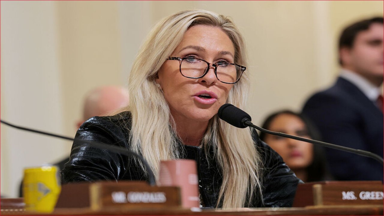 عضو بالكونجرس تحذر ترامب: التدخل في فنزويلا يتعارض مع شعار "أمريكا أولاً"