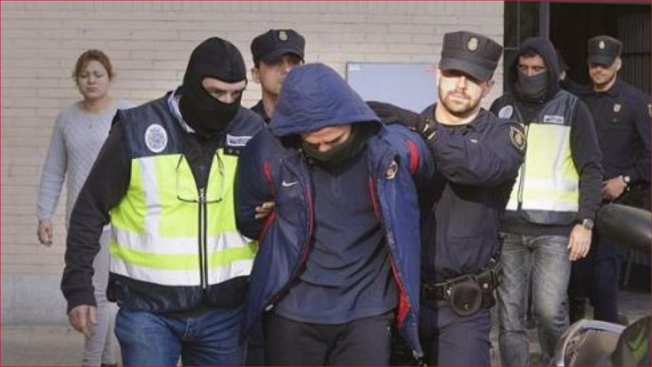 إيطاليا تطرد مغربيين للاشتباه في صلتهما بالإرهاب: تفاصيل الشبكة التي تم تفكيكها