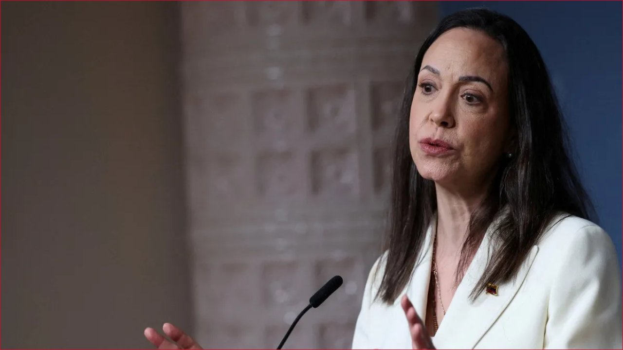 ماتشادو تصف إهداء ترامب جائزة نوبل للسلام بـ "لحظة مؤثرة" وتثير جدلاً