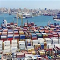 خبراء يطالبون بإنشاء جهاز لتنظيم اللوجستيات تابعة للنقل (خاص)