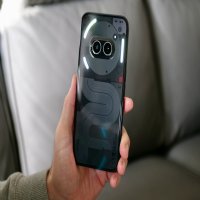 هاتف Nothing Phone 2a باللون الأزرق الحصري للسوق الهندية