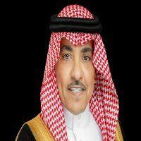 وزير الإعلام السعودي يطمئن على صحة الإعلامي عبدالعزيز القرني