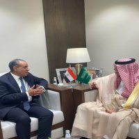 وزير الخارجية يلتقي وزير التجارة السعودي